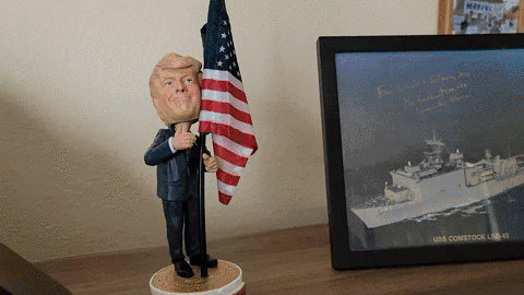 Animated image out of testimonial from Derek