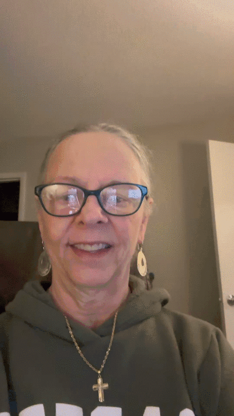 Animated image out of testimonial from Lisa M Blake