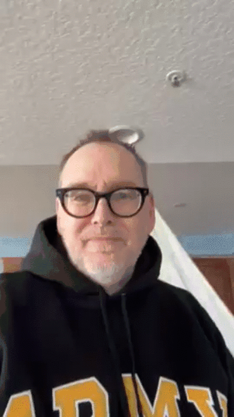 Animated image out of testimonial from Todd