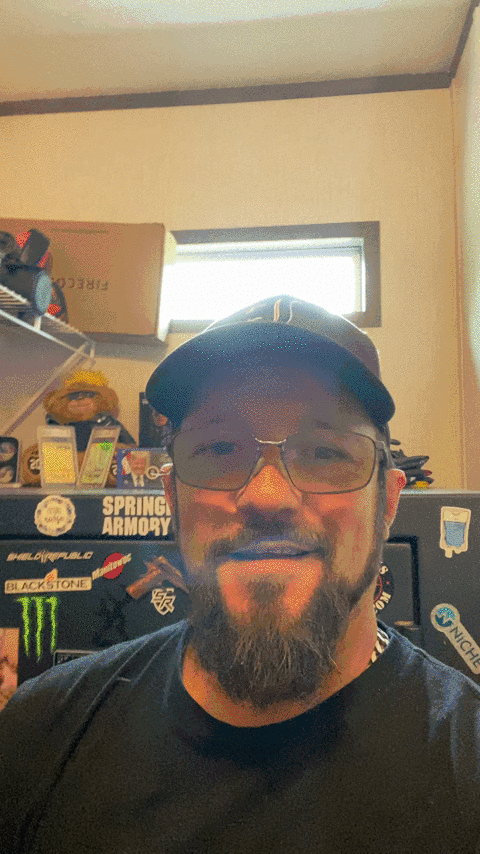 Animated image out of testimonial from Aaron Neff