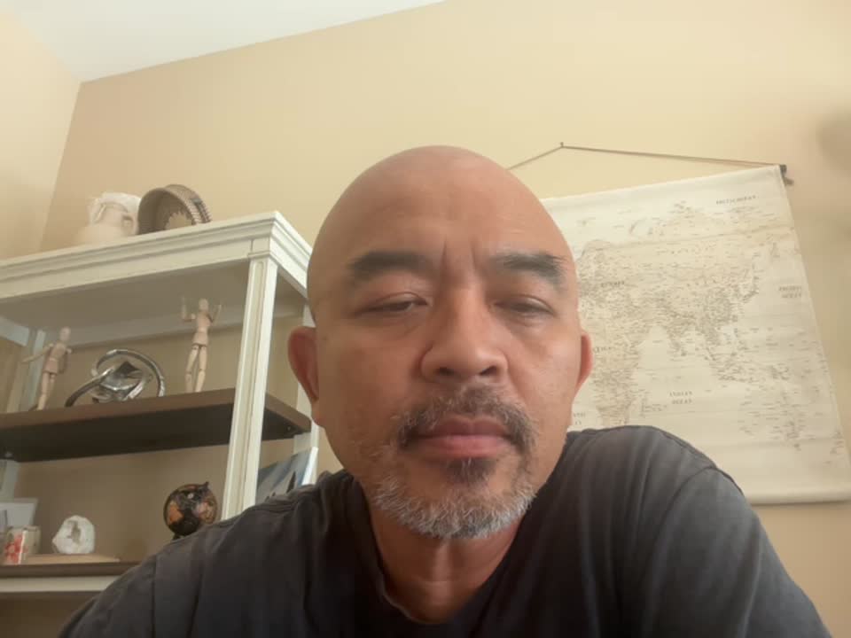 Still image out of testimonial from Bin Haong