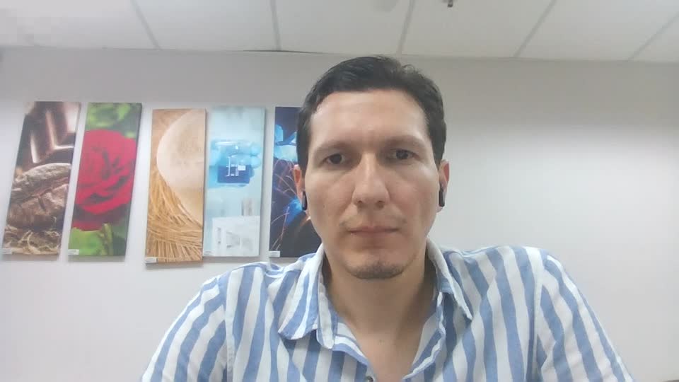 Still image out of testimonial from Roberto Enrique Paredes Maldonado