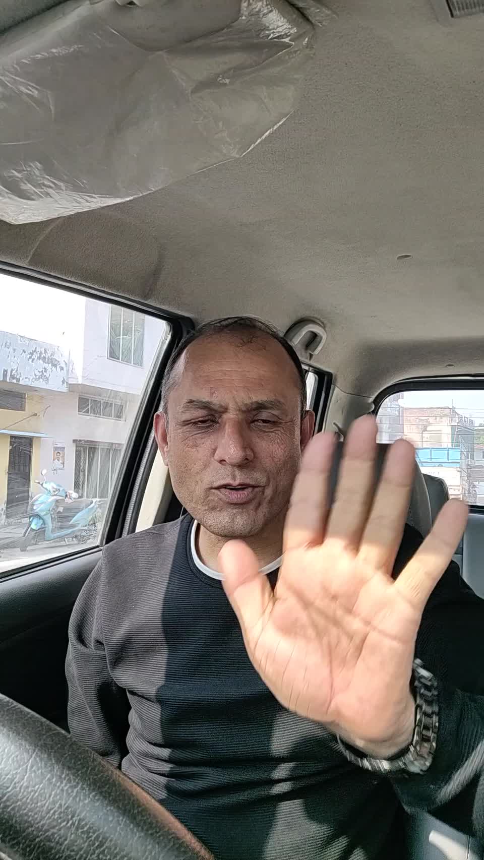 Still image out of testimonial from sanand kamal