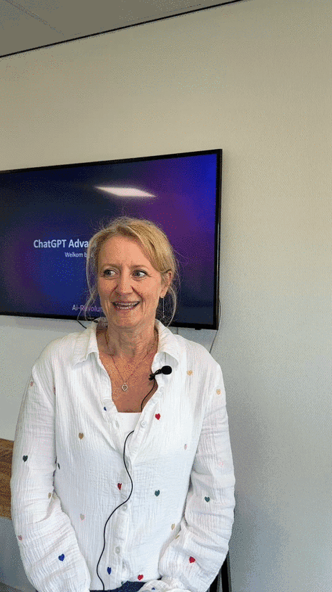 Animated image out of testimonial from Diane Flikweert