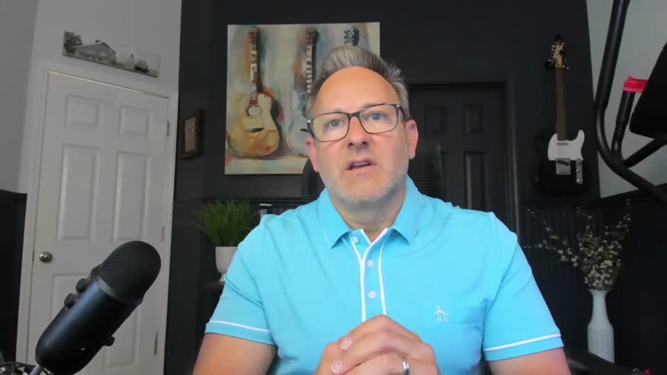 Still image out of testimonial from Robert Summa